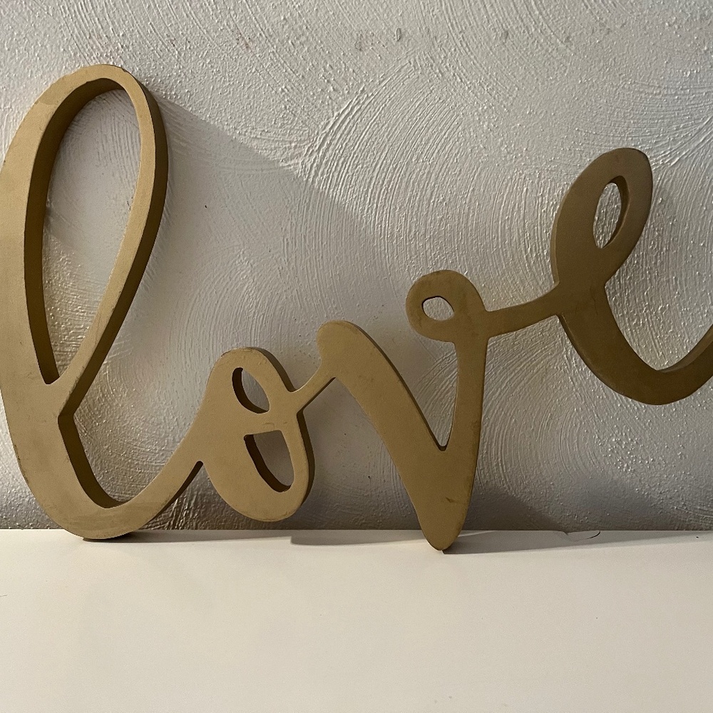 “Love “ wall decor